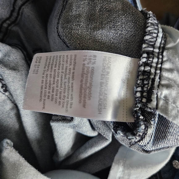 Women's High Rise Denim Shorts High Rise Long Length Size 8 DKNY Jeans - Picture 7 of 7